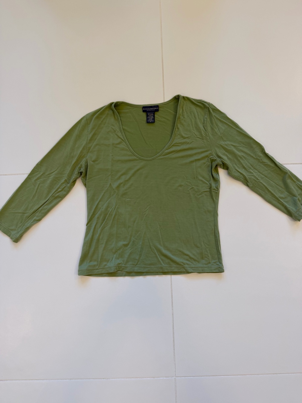 Banana Republic Olive Scoop Neck Three-Quarter Sleeve Top
